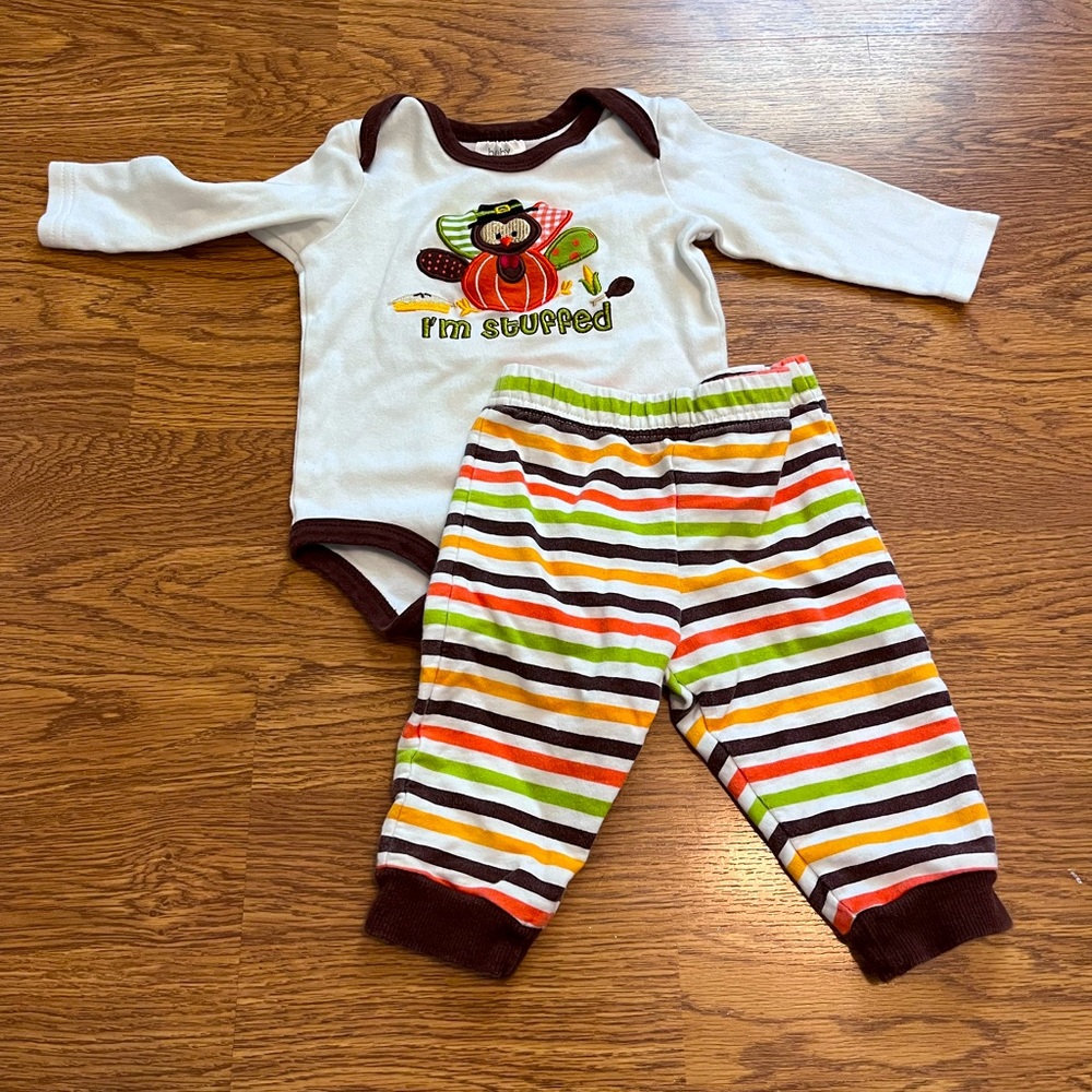 Thanksgiving baby outfit